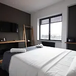 Napoliurbansuite Konukevi 4*