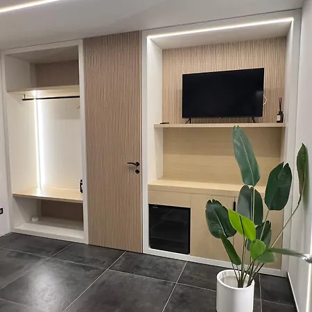 게스트하우스 Napoliurbansuite 4*