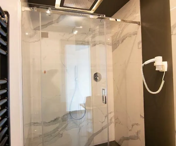 Гостевой дом Napoliurbansuite Неаполь