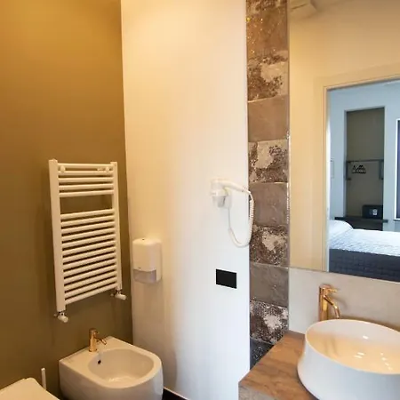 Pensión Napoliurbansuite 4*
